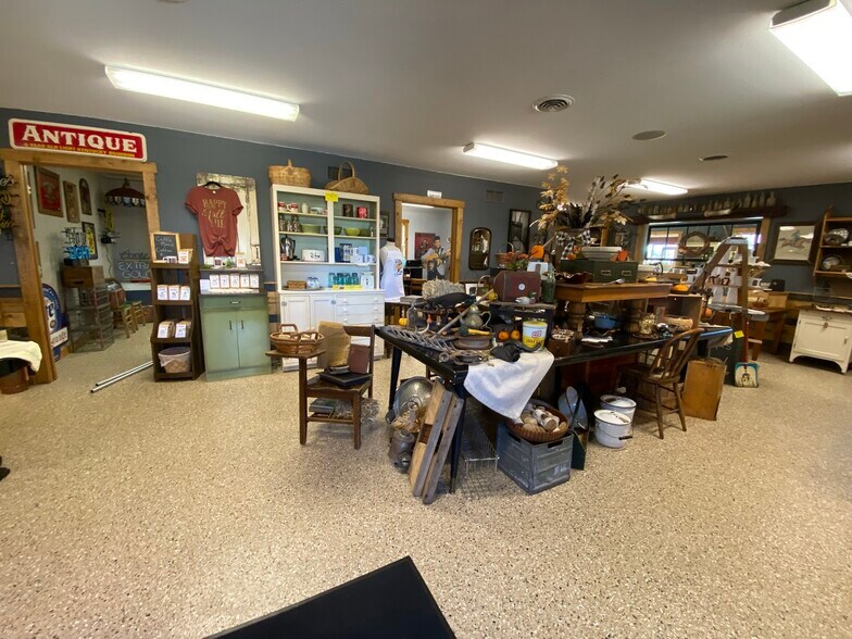 More Photos Of W2003 State Road 21, Berlin Daycare Center For Sale