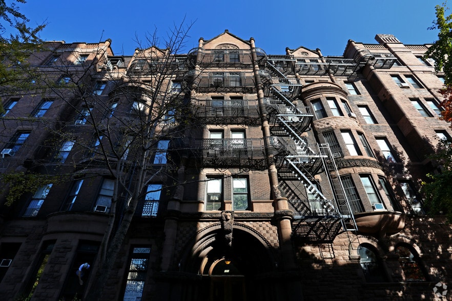 More Photos Of 522 Columbus Ave, New York Apartments For Lease