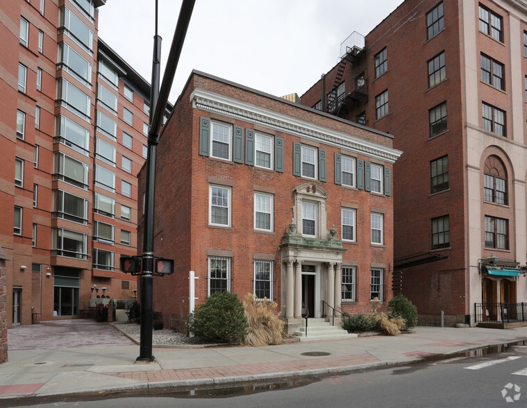 Primary Photo Of 36 Trumbull St, Hartford Office For Sale
