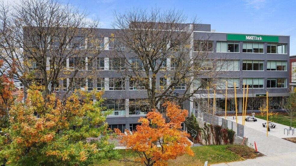 Primary Photo Of 77 Pine St, Burlington Apartments For Lease