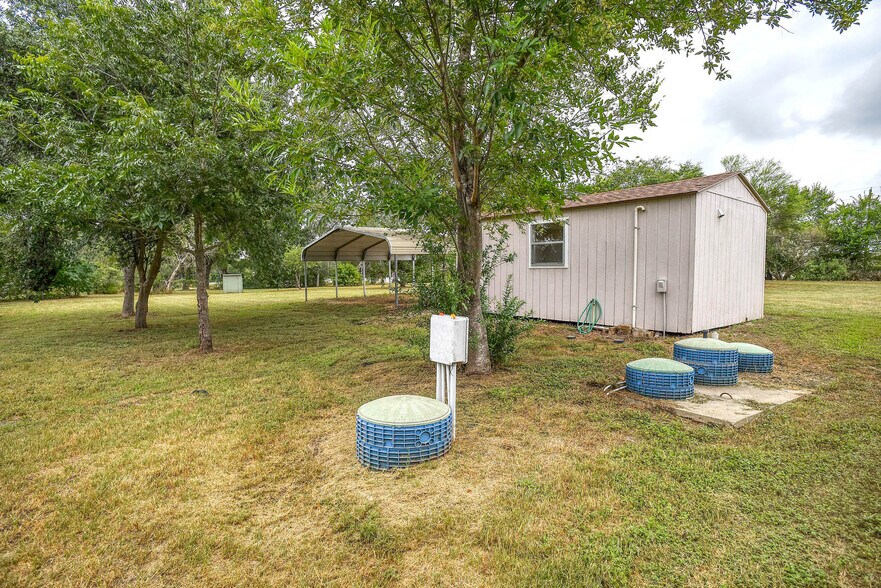 More Photos Of 901 Highway 21 W, Cedar Creek Land For Sale