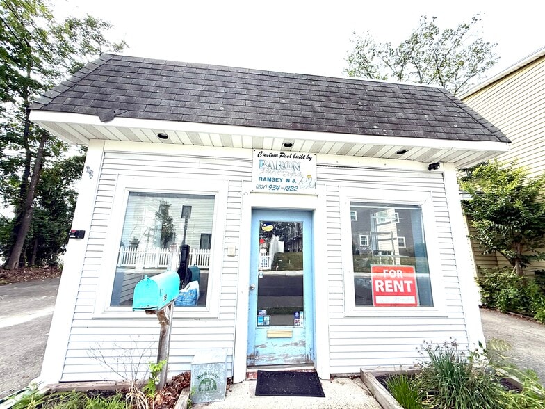 More Photos Of 19 Mechanic St, Ramsey Light Distribution For Lease