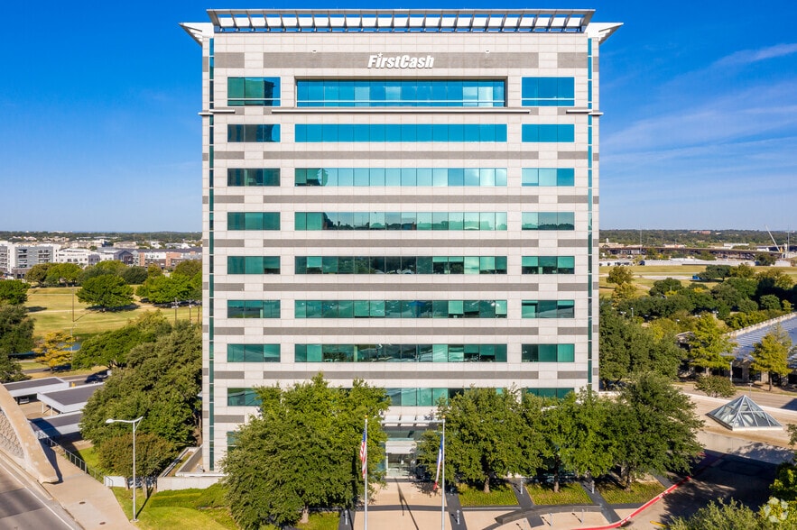 More Photos Of 1600 W 7th St, Fort Worth Office For Lease
