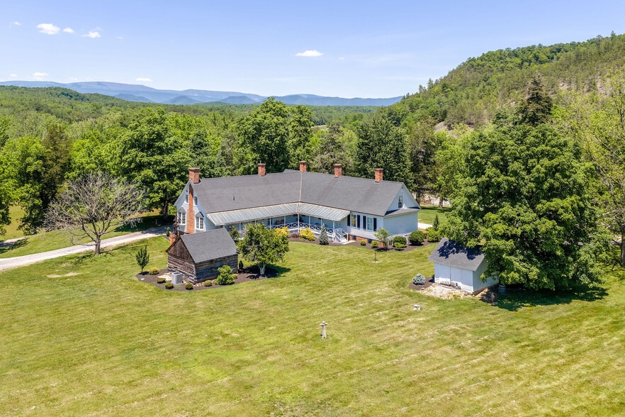 More Photos Of 4301 Longdale Furnace Rd, Clifton Forge Lodge Meeting Hall For Sale