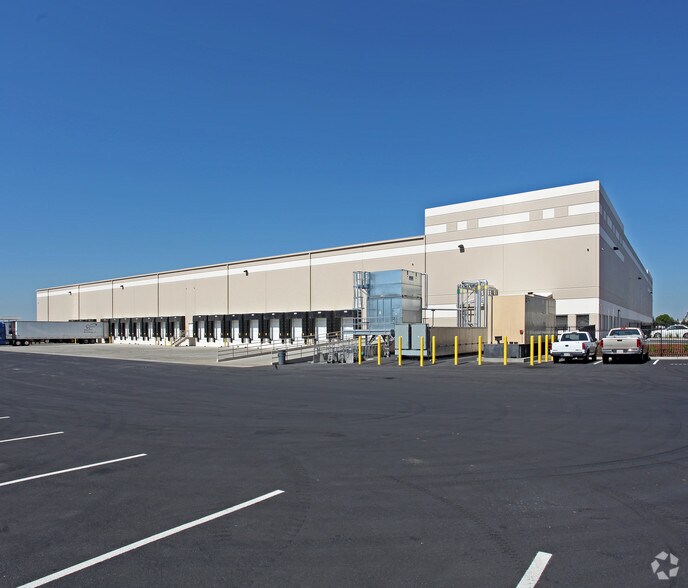Primary Photo Of 3045 Mulvany Pl, West Sacramento Distribution For Lease