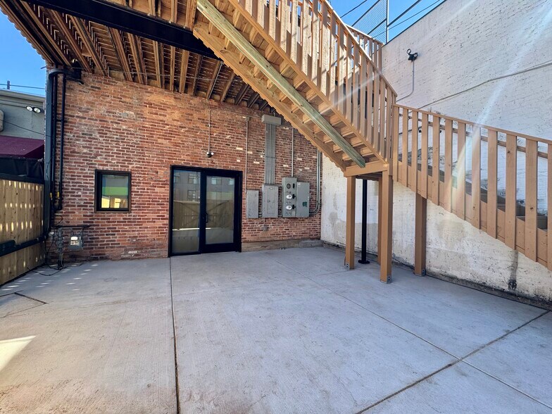 More Photos Of 3465-3467 S Broadway, Englewood General Retail For Sale