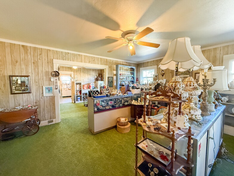 More Photos Of 2125 Yosemite Pky, Merced Research And Development For Sale