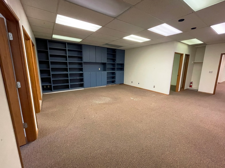 More Photos Of 108 E Mill Plain Blvd, Vancouver Office For Lease