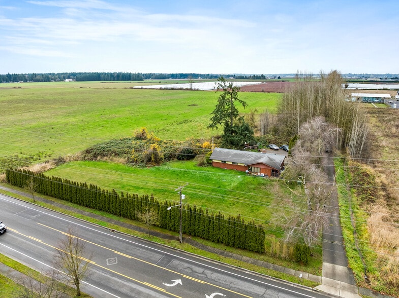 More Photos Of 2108 Main St, Lynden Land For Sale