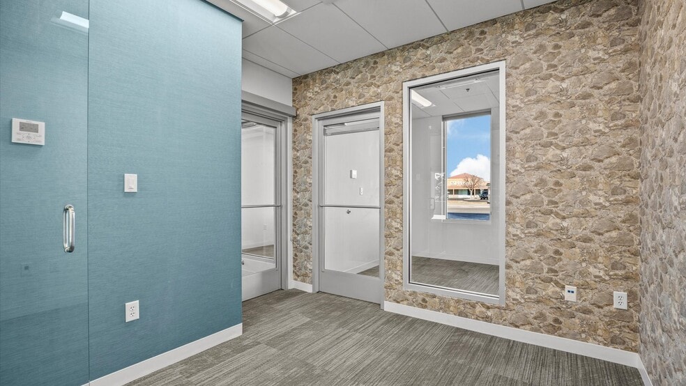 More Photos Of 2755 North Ave, Grand Junction Office For Sale