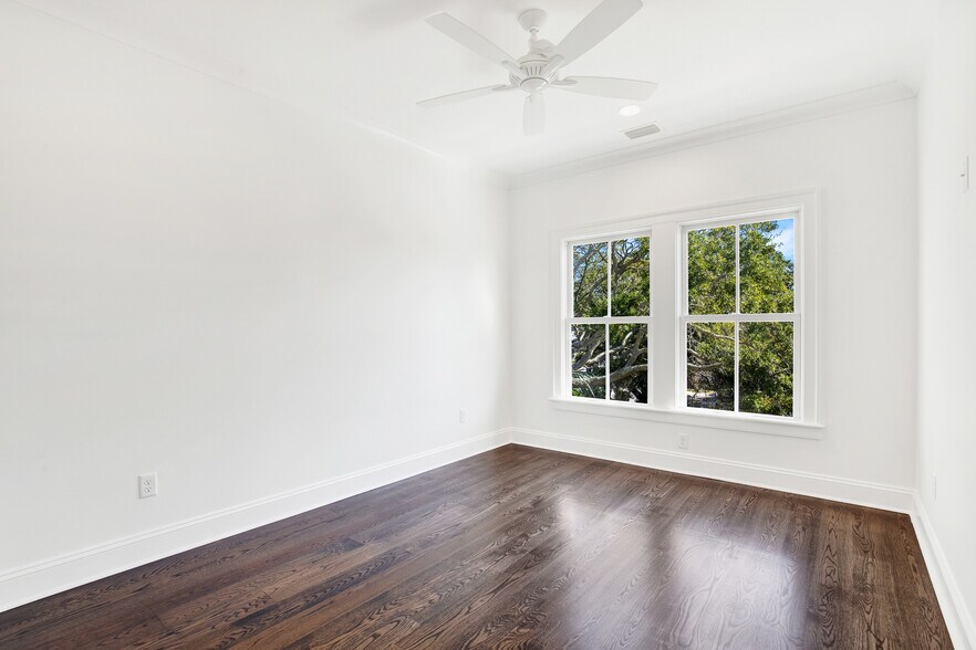 More Photos Of 104 17th st, Tybee Island Apartments For Sale