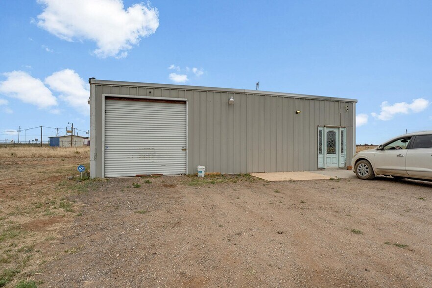More Photos Of 6330 E Hwy 84 E, Slaton Flex For Sale
