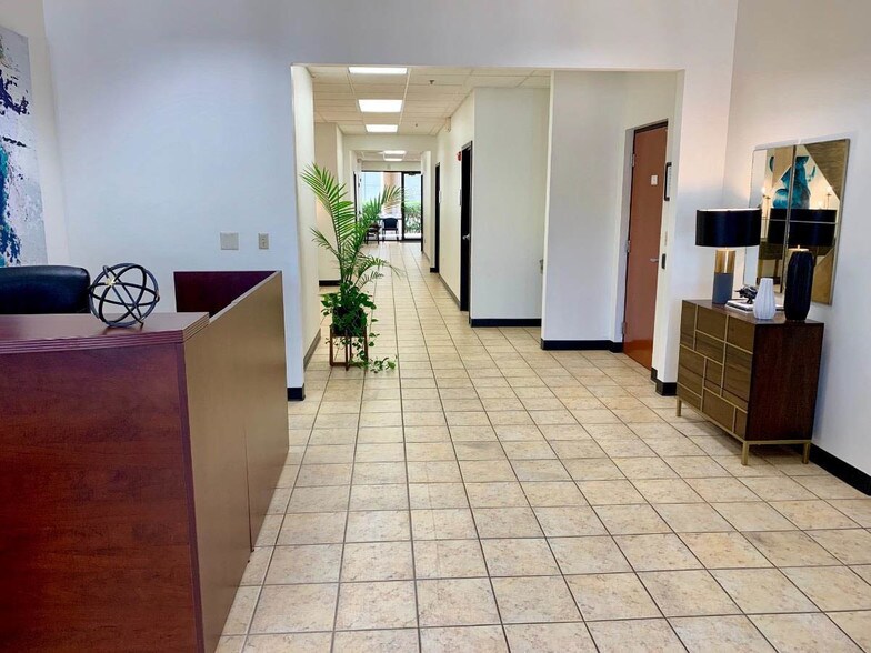 More Photos Of 610 N Wymore Rd, Maitland Office For Lease