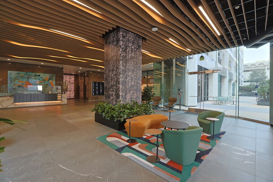 More Photos Of 1880 Century Park E, Los Angeles Office For Lease