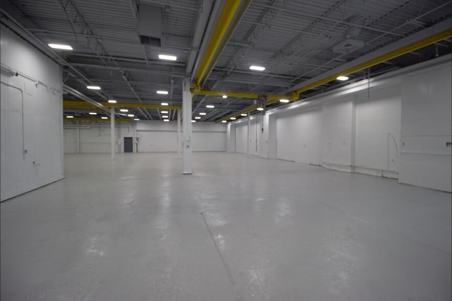 More Photos Of 1390 Mt Read Blvd, Rochester Manufacturing For Lease