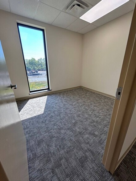 More Photos Of 5275 E Trindle Rd, Mechanicsburg Medical For Lease