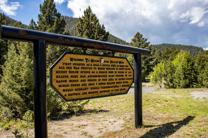 More Photos Of 29 Frontage Rd, Basin Manufactured Housing Mobile Home Park For Sale