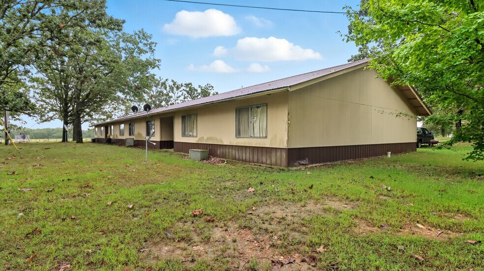 More Photos Of 23195 Shannon Ln, Summersville Apartments For Sale