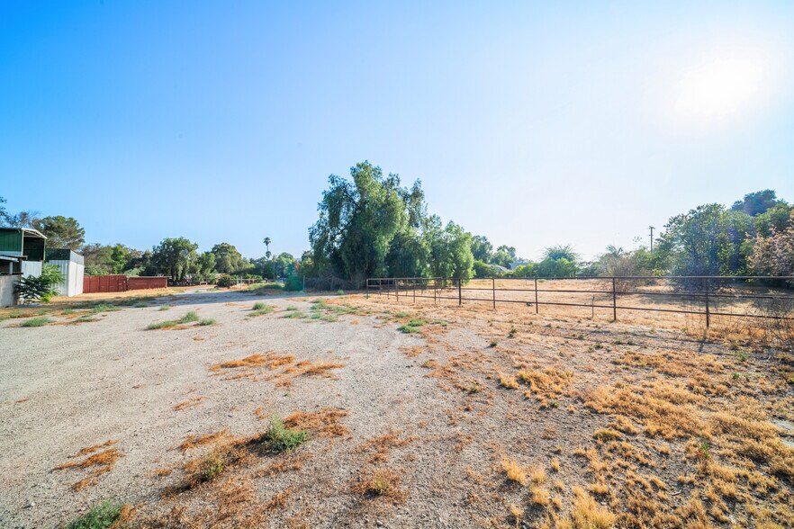 More Photos Of 1449 E Bennett Ave, Glendora Land For Sale