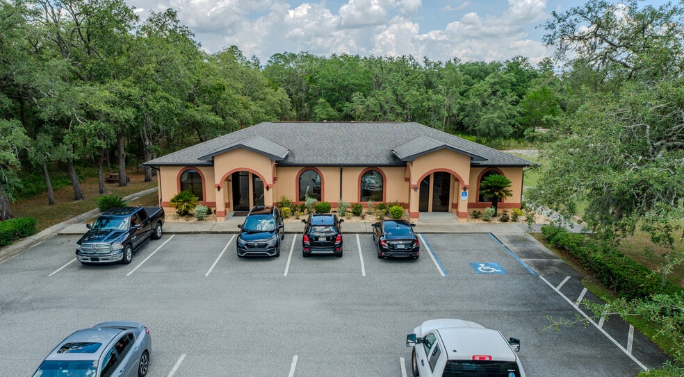 Primary Photo Of 11242-11248 Commercial Way, Weeki Wachee Office For Sale