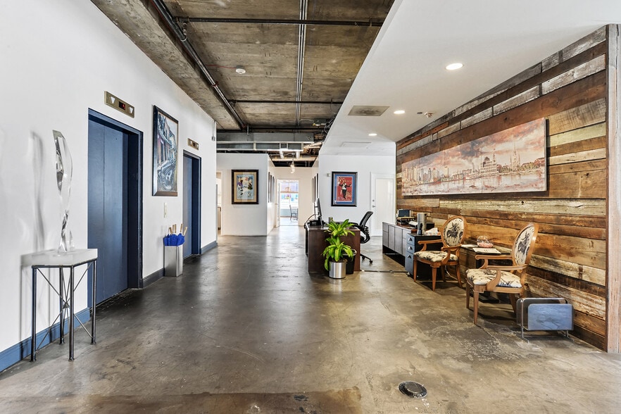 More Photos Of 600 Decatur St, New Orleans Unknown For Lease