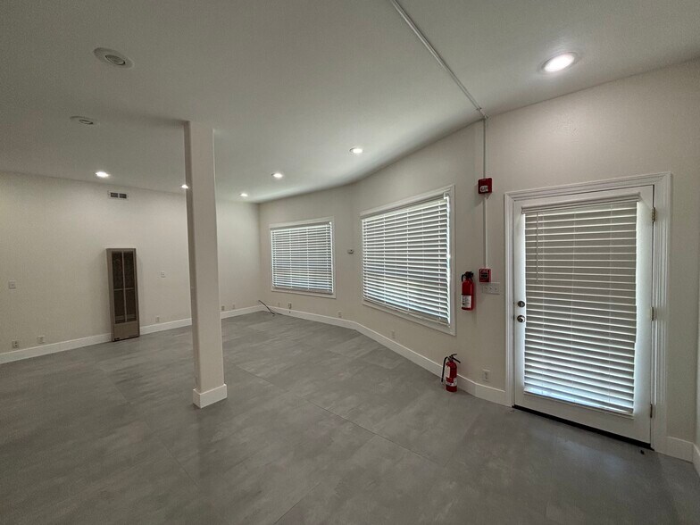 More Photos Of 310 Estrella Ave, La Selva Beach Office For Lease