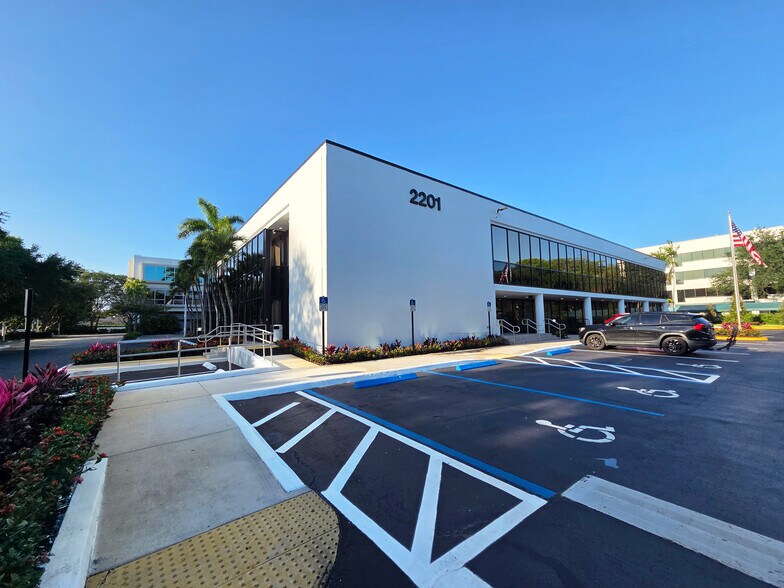 More Photos Of 2201 NW Corporate Blvd, Boca Raton Office For Lease
