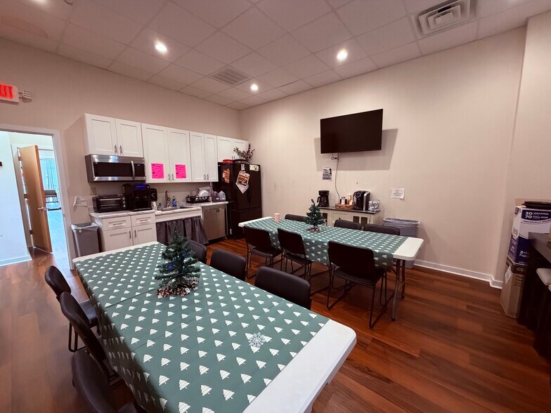 More Photos Of 107 Weeks Dr, Roxboro Freestanding For Sale