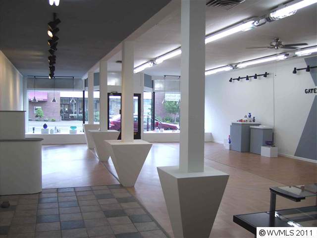 More Photos Of 1233 Main St, Philomath Storefront For Sale