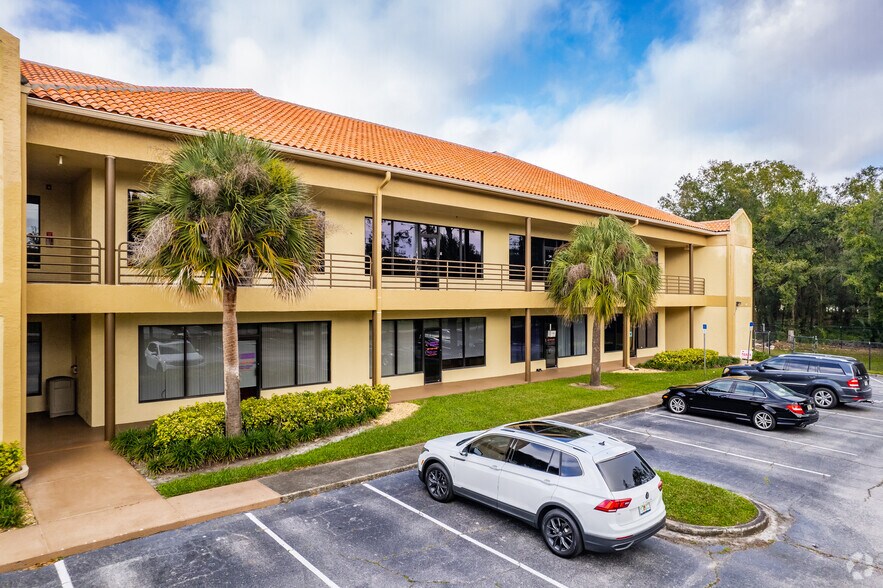 More Photos Of 1417 N Semoran Blvd, Orlando Office For Lease