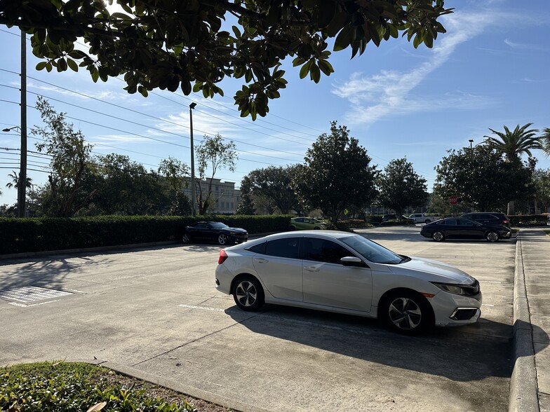 More Photos Of 6000 Turkey Lake Rd, Orlando Medical For Lease