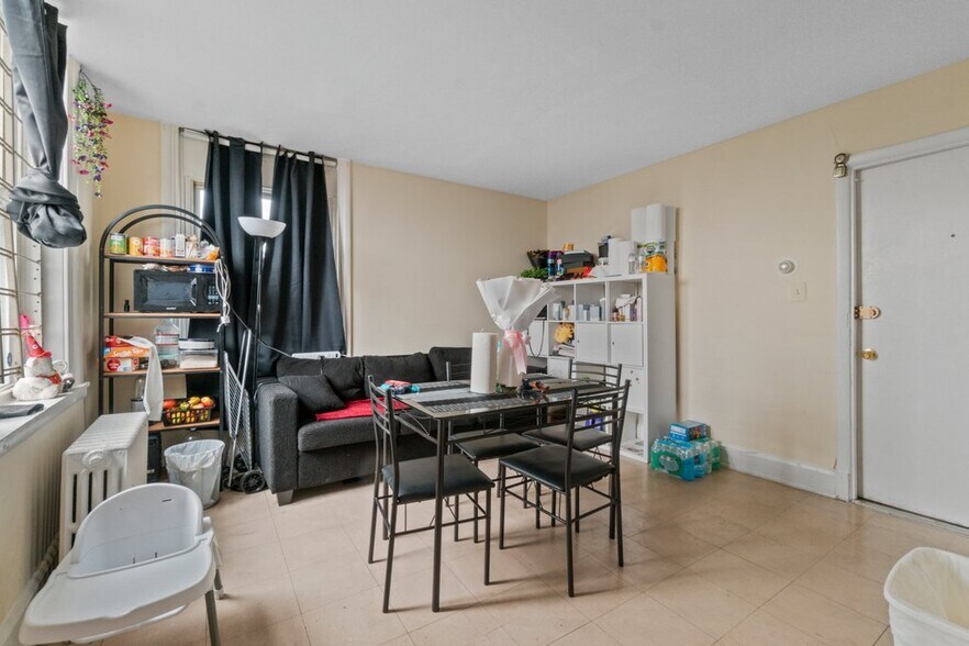 More Photos Of 2620 Maryland Ave, Baltimore Multifamily For Sale