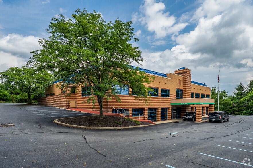 Primary Photo Of 133 Church Hill Rd, McKees Rocks Medical For Sale