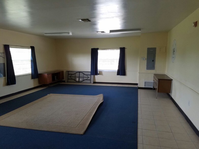 More Photos Of 500 S Holly Ave, Sanford Congregate Senior Housing For Sale