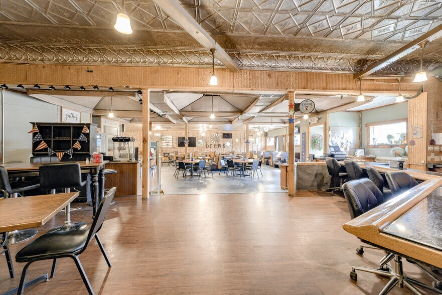 More Photos Of 644 Main St, North Bend Restaurant For Sale