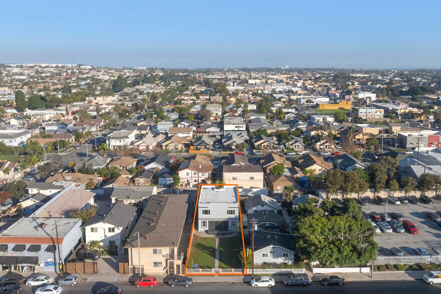 More Photos Of 1364 Cherry Ave, Long Beach Multifamily For Sale