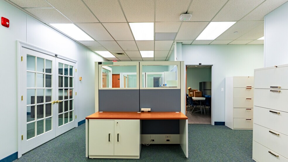 More Photos Of 810 Bear Tavern Rd, Ewing Office For Sale