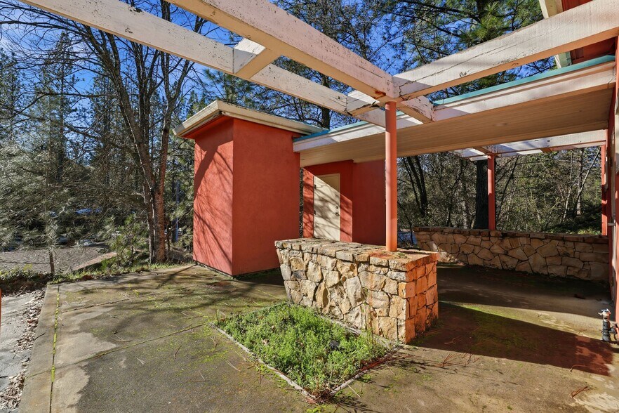 More Photos Of 1005 Fowler Way, Placerville Medical For Sale