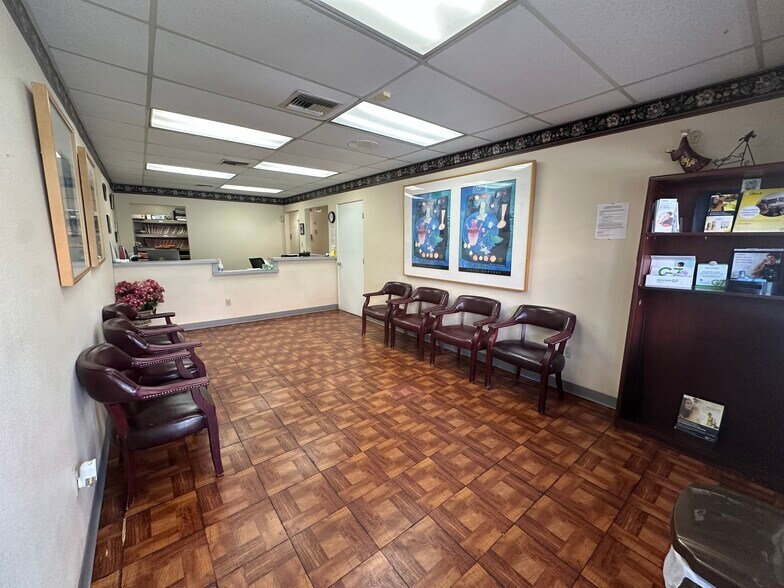 More Photos Of 750 E Latham Ave, Hemet Medical For Sale