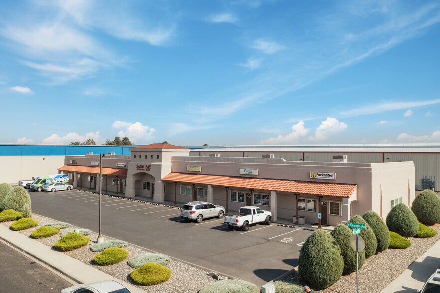 Primary Photo Of 6503 W Okanogan Ave, Kennewick Warehouse For Lease