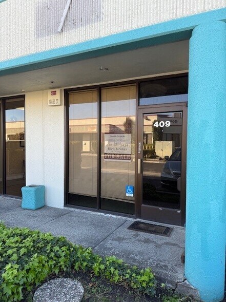 More Photos Of 46560 Fremont Blvd, Fremont Research And Development For Sale