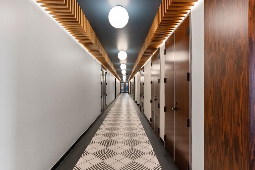 More Photos Of 699 Broad St, Augusta Office For Lease