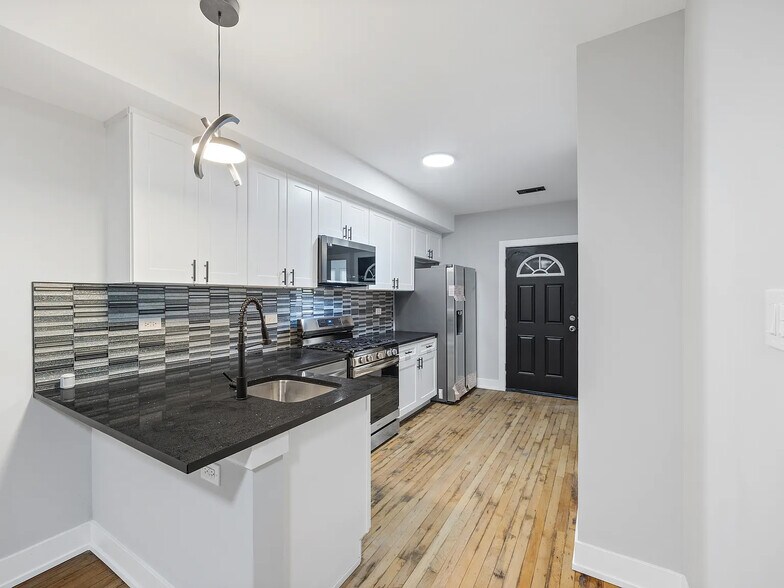 More Photos Of 8139 S Drexel Ave, Chicago Apartments For Sale