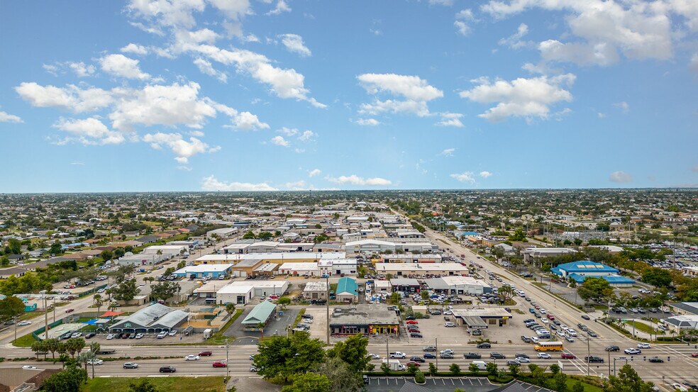 More Photos Of 910-912 Del Prado Blvd S, Cape Coral Freestanding For Sale