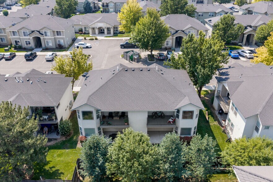 More Photos Of 1805 E Overland Rd, Meridian Apartments For Sale