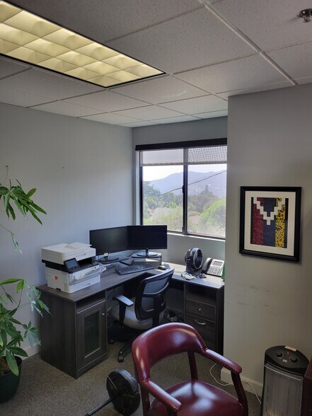 More Photos Of 2626 Foothill Blvd, La Crescenta Loft Creative Space For Lease