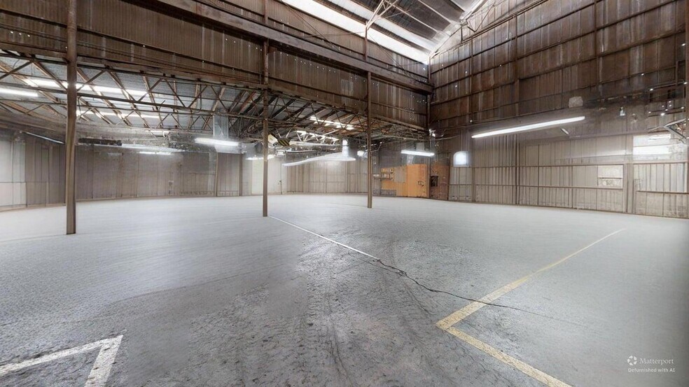 More Photos Of 1821 E Madison St, Phoenix Manufacturing For Sale