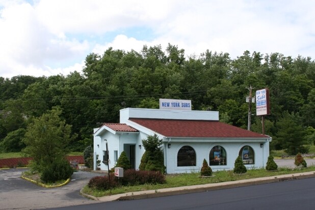 More Photos Of 996 West View Park Dr, Pittsburgh Unknown For Lease