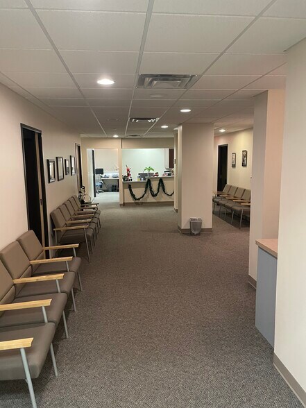 More Photos Of 3807 Spicewood Springs Rd, Austin Medical For Sale