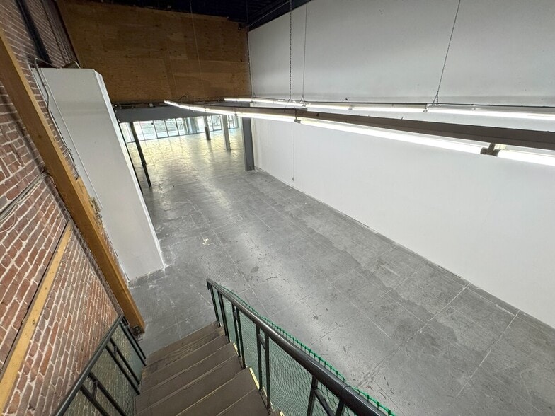 More Photos Of 822-824 Wall St, Los Angeles Storefront Retail Office For Lease